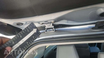 2023 Toyota RAV4 XLE Premium - miniatura 23