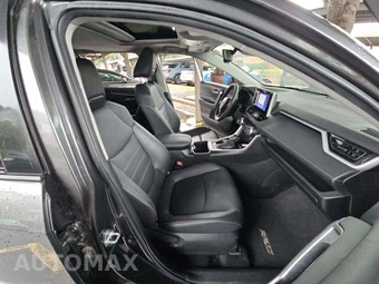 2023 Toyota RAV4 XLE Premium - miniatura 18
