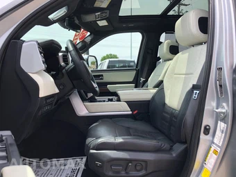 2023 Toyota Sequoia Capstone - miniatura 9