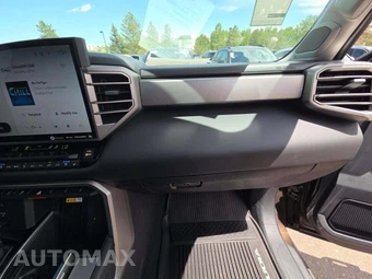 2023 Toyota Sequoia Limited – miniatura 17