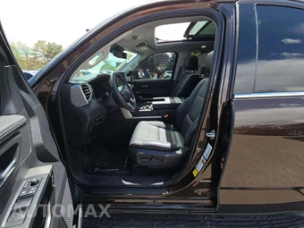 2023 Toyota Sequoia Limited – miniatura 3