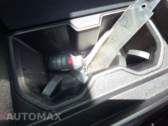 2023 Toyota Sequoia Limited – miniatura 5
