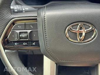 2023 Toyota Sequoia Limited - miniatura 20