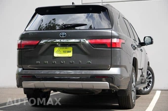 2023 Toyota Sequoia Limited - miniatura 3
