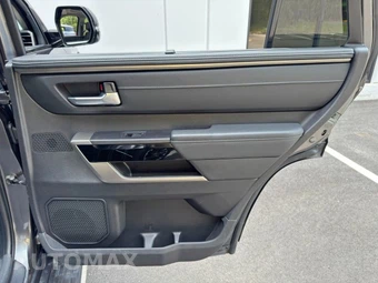 2023 Toyota Sequoia Limited - miniatura 46