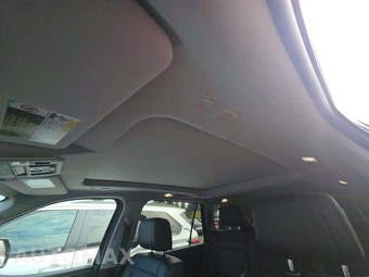 2023 Toyota Sequoia Limited - miniatura 11