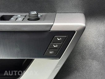 2023 Toyota Sequoia Platinum - miniatura 16