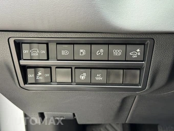 2023 Toyota Sequoia Platinum - miniatura 17