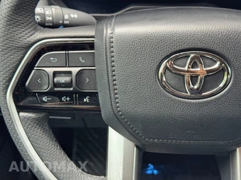 2023 Toyota Sequoia Platinum - miniatura 21