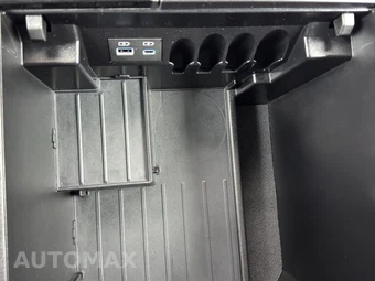 2023 Toyota Sequoia Platinum - miniatura 33