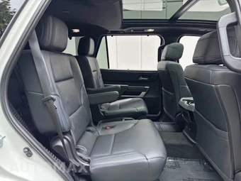 2023 Toyota Sequoia Platinum - miniatura 43