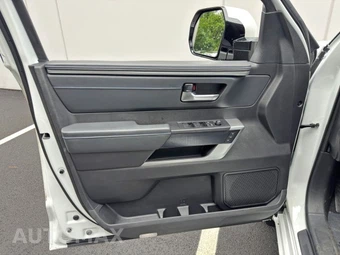 2023 Toyota Sequoia Platinum - miniatura 45