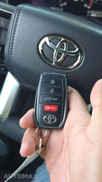 2023 Toyota Sequoia Platinum - miniatura 30