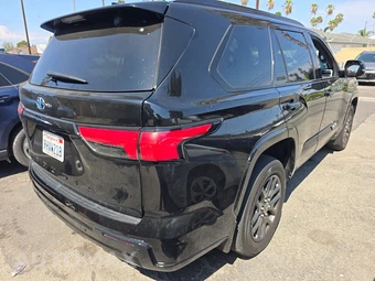 2023 Toyota Sequoia Platinum - miniatura 4