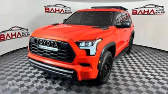 2023 Toyota Sequoia TRD Pro - miniatura 3