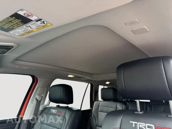 2023 Toyota Sequoia TRD Pro - miniatura 6