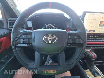 2023 Toyota Sequoia TRD Pro - miniatura 25