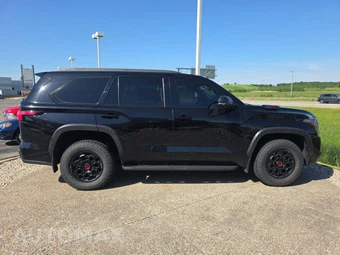 2023 Toyota Sequoia TRD Pro - miniatura 4