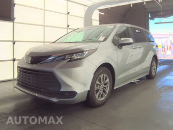 2023 Toyota Sienna LE 8-Passenger 120.5" WB