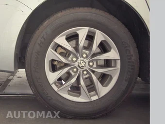 2023 Toyota Sienna LE 8-Passenger 120.5" WB - miniatura 11