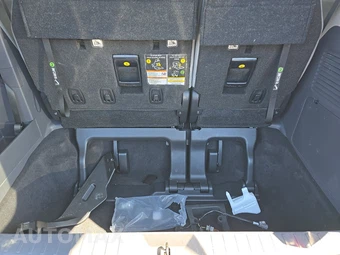 2023 Toyota Sienna LE 8-Passenger 120.5" WB - miniatura 24