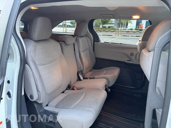 2023 Toyota Sienna LE 8-Passenger 120.5" WB - miniatura 15