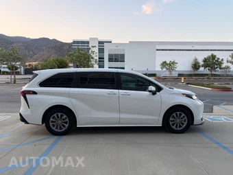 2023 Toyota Sienna LE 8-Passenger 120.5" WB - miniatura 2