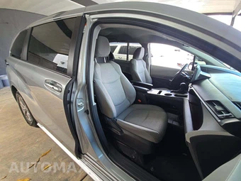 2023 Toyota Sienna LE 8-Passenger 120.5" WB - miniatura 16