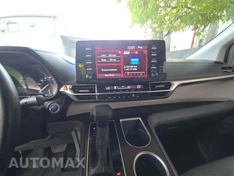 2023 Toyota Sienna LE 8-Passenger 120.5" WB - miniatura 7