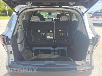 2023 Toyota Sienna LE 8-Passenger 120.5" WB - miniatura 12