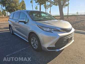 2023 Toyota Sienna LE 8-Passenger 120.5" WB - miniatura 3