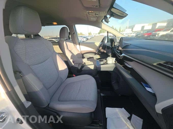 2023 Toyota Sienna LE 8-Passenger 120.5" WB - miniatura 19
