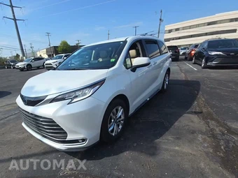 2023 Toyota Sienna Limited 7-Passenger 120.5" WB