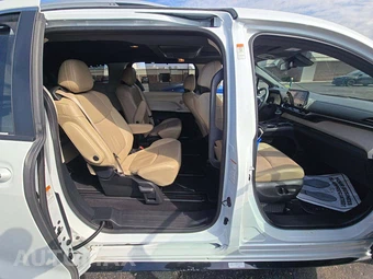 2023 Toyota Sienna Limited 7-Passenger 120.5" WB - miniatura 14