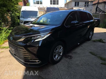 2023 Toyota Sienna Limited 7-Passenger 120.5" WB