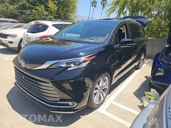 2023 Toyota Sienna Platinum 7-Passenger 120.5" WB