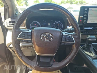 2023 Toyota Sienna Platinum 7-Passenger 120.5" WB - miniatura 10