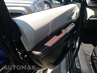 2023 Toyota Sienna Platinum 7-Passenger 120.5" WB - miniatura 9