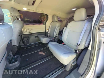 2023 Toyota Sienna XLE 7-Passenger 120.5" WB - miniatura 10