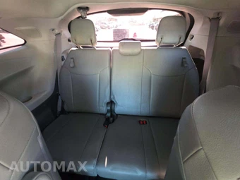 2023 Toyota Sienna XLE 7-Passenger 120.5" WB - miniatura 11
