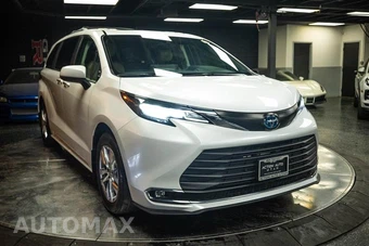 2023 Toyota Sienna XLE 7-Passenger 120.5" WB - miniatura 5