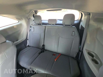 2023 Toyota Sienna XLE 7-Passenger 120.5" WB - miniatura 11