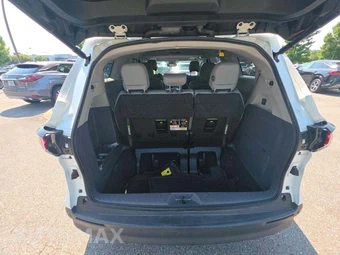 2023 Toyota Sienna XLE 7-Passenger 120.5" WB - miniatura 12
