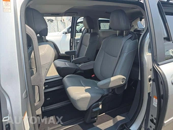 2023 Toyota Sienna XLE 7-Passenger 120.5" WB - miniatura 13