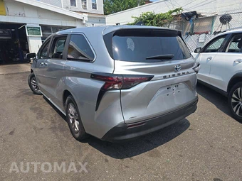 2023 Toyota Sienna XLE 7-Passenger 120.5" WB - miniatura 2