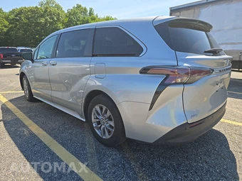 2023 Toyota Sienna XLE 7-Passenger 120.5" WB - miniatura 6