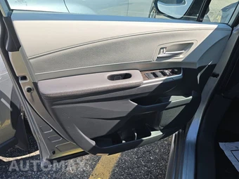 2023 Toyota Sienna XLE 7-Passenger 120.5" WB - miniatura 9