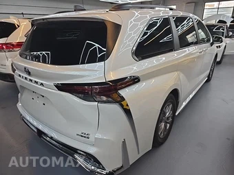 2023 Toyota Sienna XLE 7-Passenger 120.5" WB - miniatura 10
