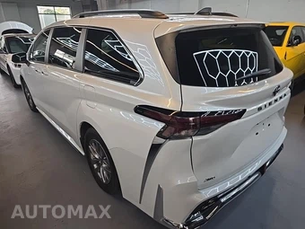 2023 Toyota Sienna XLE 7-Passenger 120.5" WB - miniatura 14