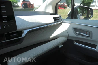 2023 Toyota Sienna XLE 7-Passenger 120.5" WB - miniatura 41